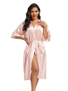 size 20 lIGHT pINK sATIN LOOK GOWN